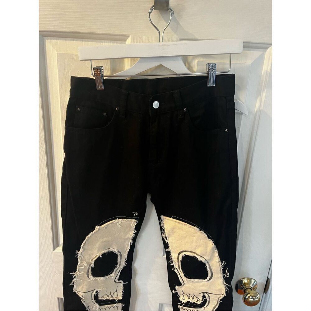 Mnml Black Skull Patch Gothic Punk Jeans sz 29 EUC - Picture 6 of 10